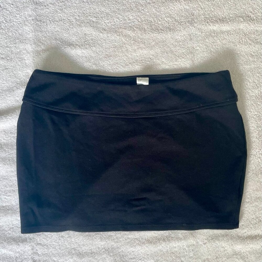 H&M Divide Mini Skirt - Picture 2 of 7
